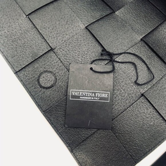 Valentina Fiore Woven Black Leather Messenger Crossbody Bag - Picture 11 of 13